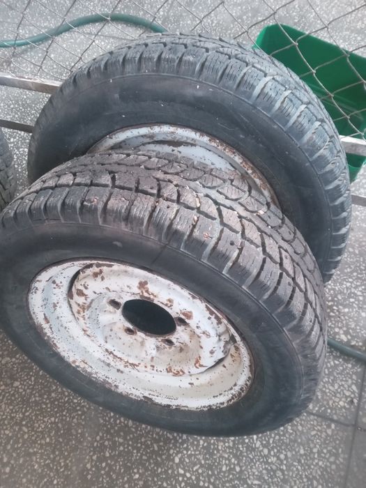 Авторезина для авто нива