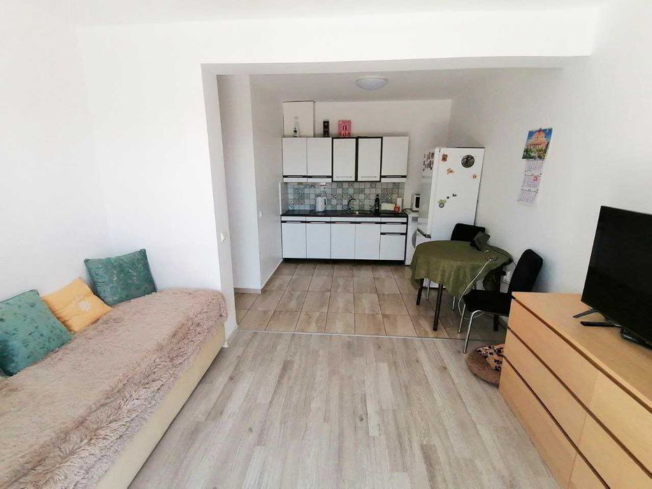 Продава се Двустаен апартамент в Бургас, Сарафово - 64 кв.м за 1610 €/кв.м - Снимка #9