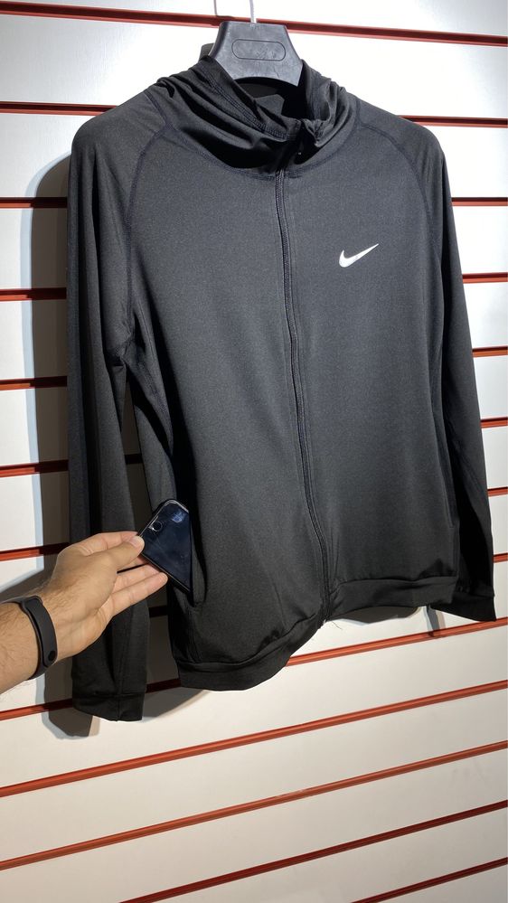 Компрессионное бельё ( рашгард ) 5 в 1 Nike в Алматы