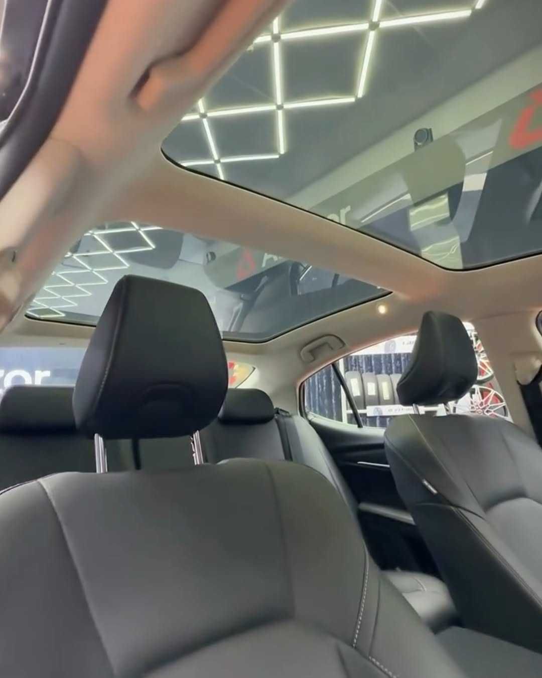 Срочно! Toyota Camry 80 2.5 Hybrid! Черный! 2024г! Без пробега!