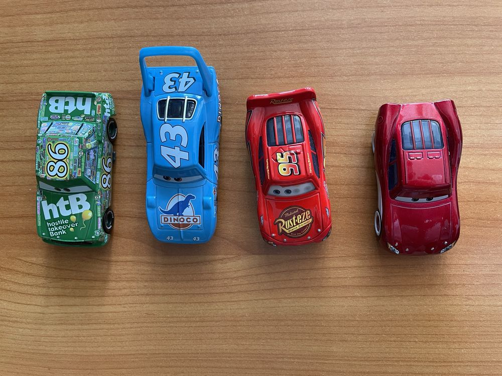 Vand masinute metalice Disney Pixar Masini Cars