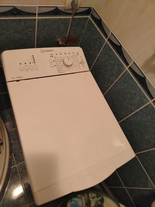 Mașină de spălat Indesit 1000 rotatii