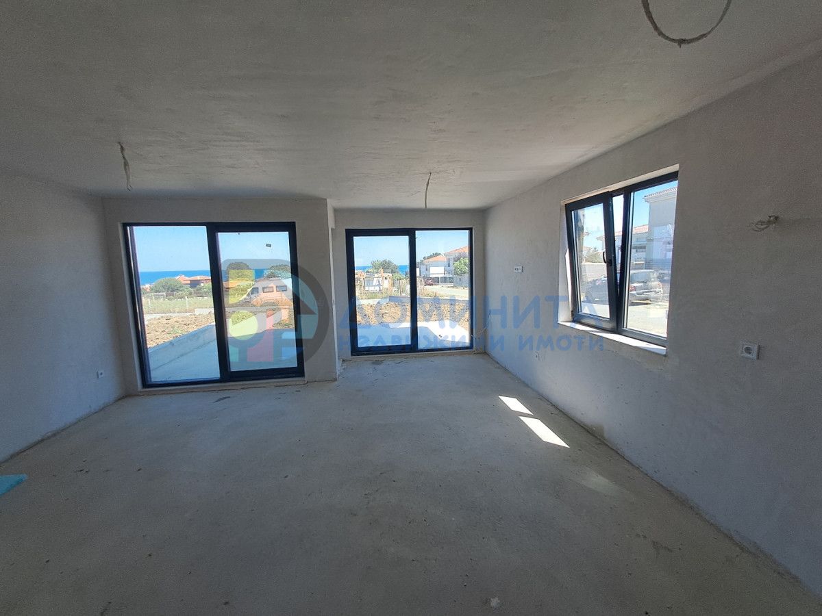 Продава се Къща в с. Лозенец, Област Бургас - 186 кв.м за 1721 €/кв.м - Снимка #6