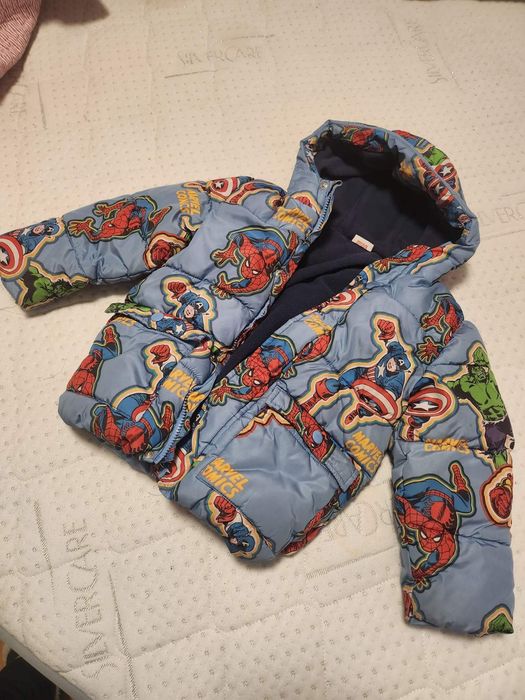 Детско яке на Английската марка George с герои на Marvel