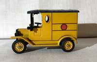 Macheta 1918 Ford Model T Delivery Van gen Lledo matchbox - vintage