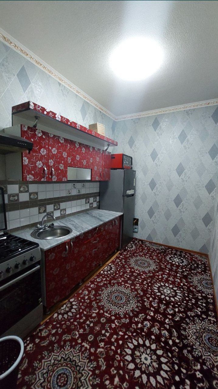 Срочно и  продается 3 комнатная квартира