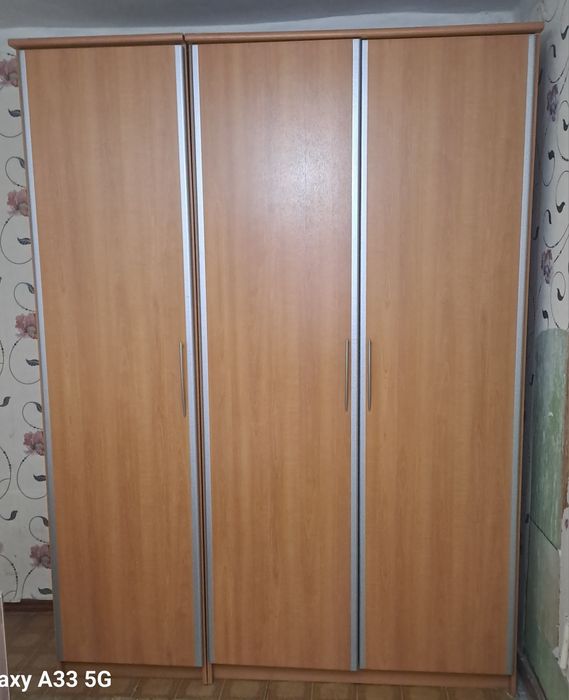 Продам шкафы Атлант