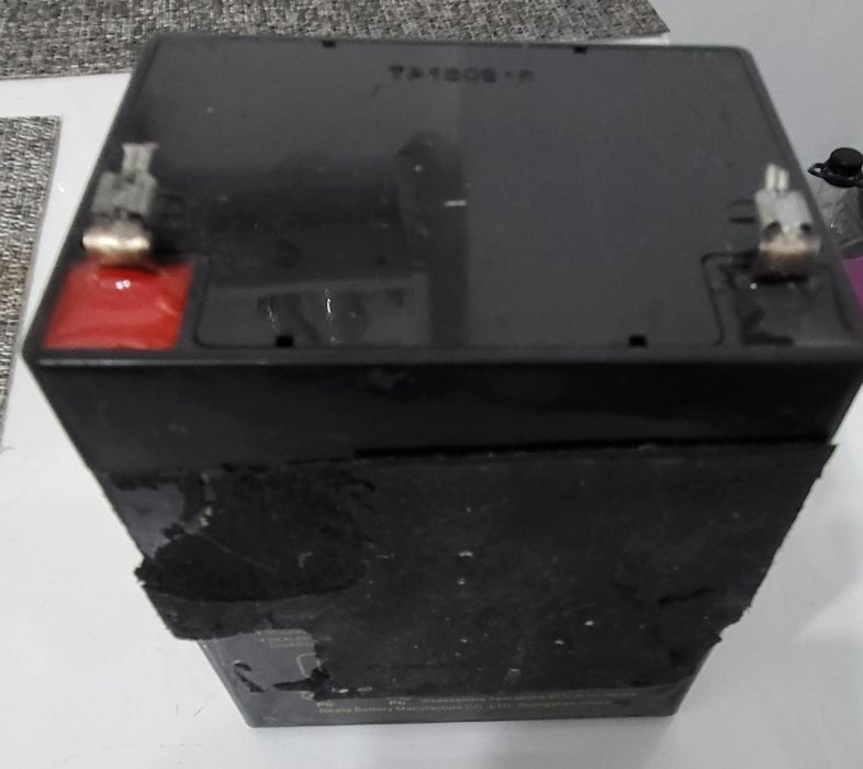 Vand baterie boxa AKAI