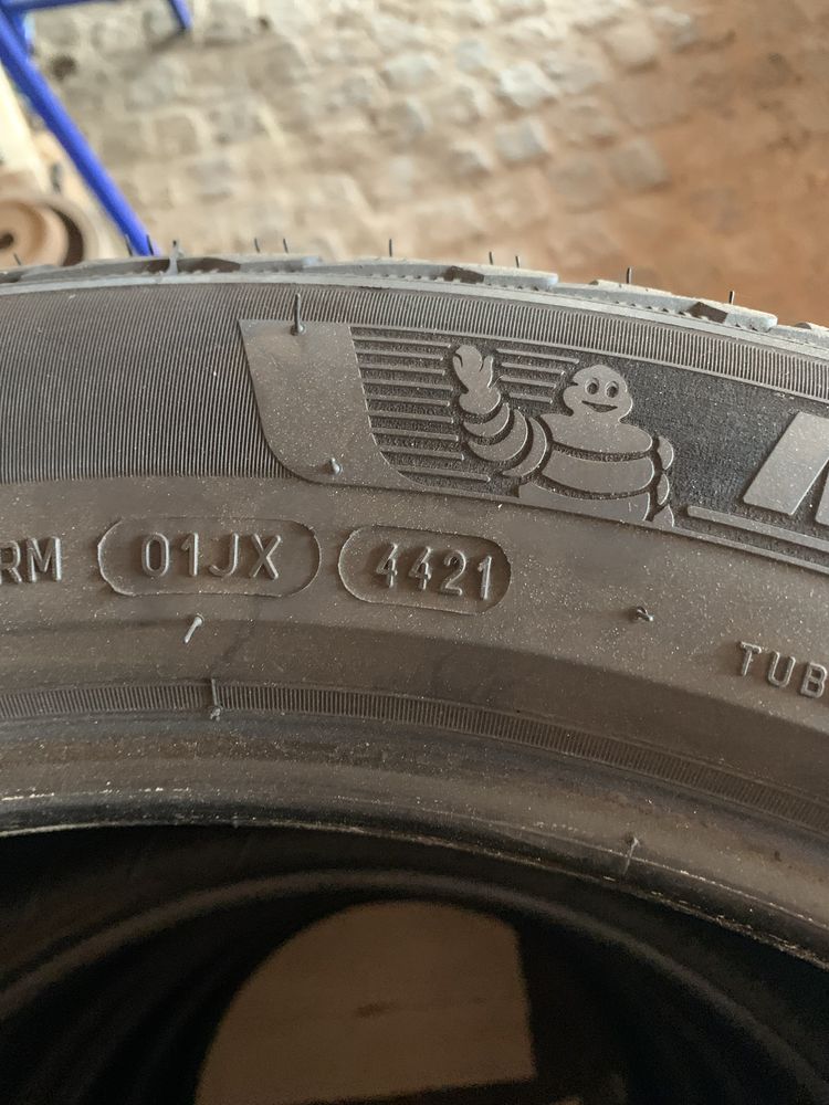 Гуми Michelin Pilot Alpin 5 SUV зимни 275 45 R20