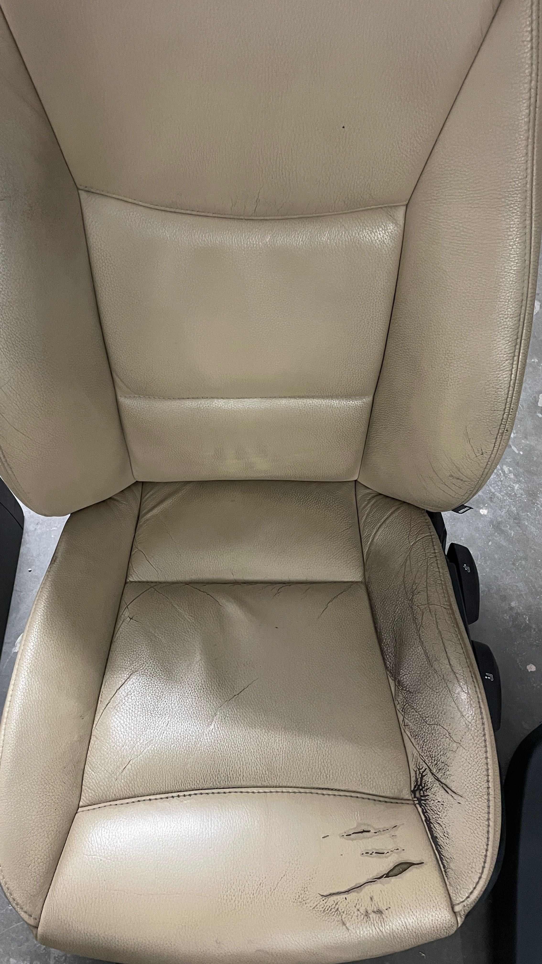 Кожен салон за Бмв е90/Bmw e90 (Предни и задни седалки)