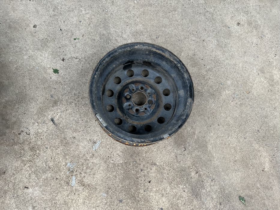 Продам диск R14, 4-100, б/у