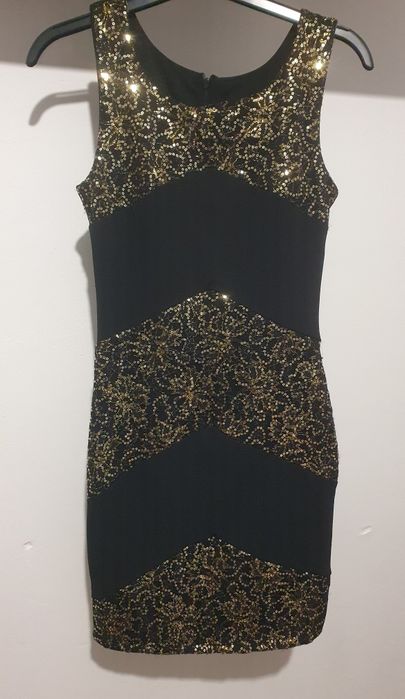 Рокля с пайети - размер S