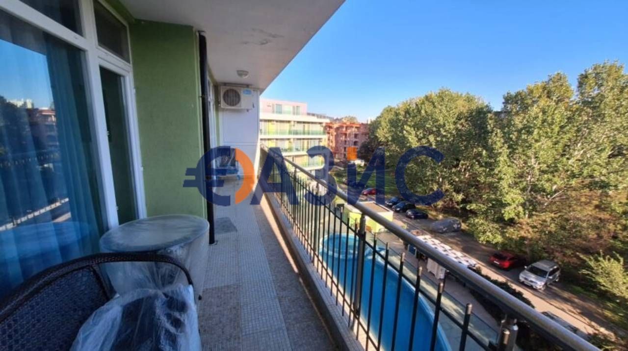 Продава се Тристаен апартамент в к.к. Слънчев бряг - 110 кв.м за 855 €/кв.м - Снимка #9
