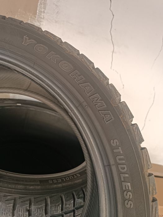 Продам б/у Зимние автошины yakohama