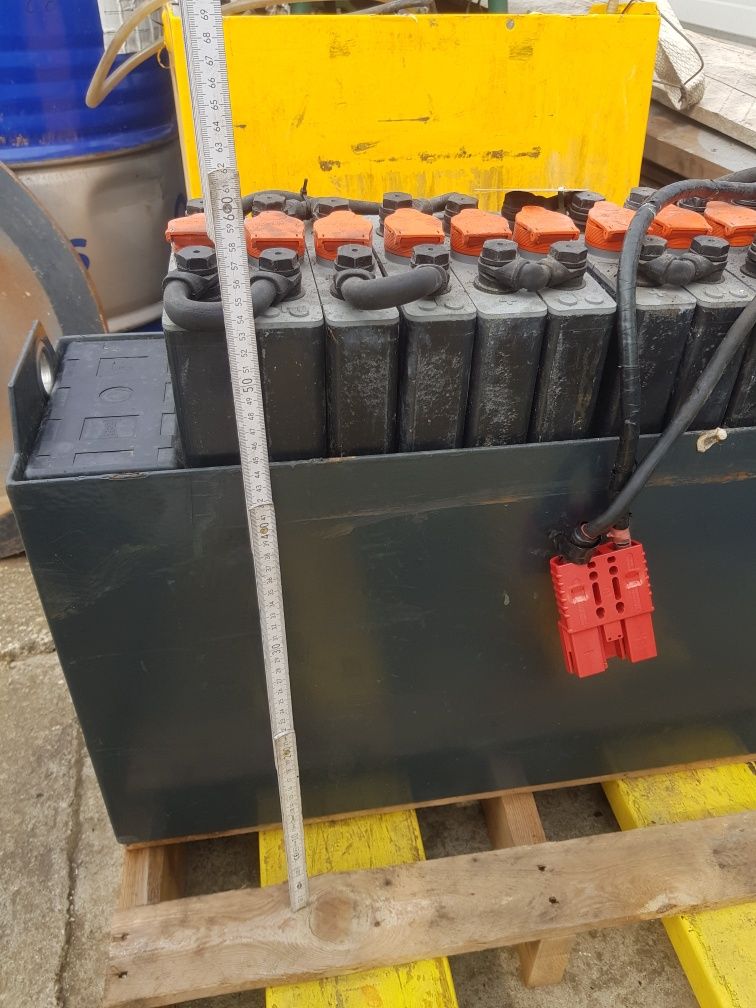 baterie liza acumulator transpalet stivuitor electric