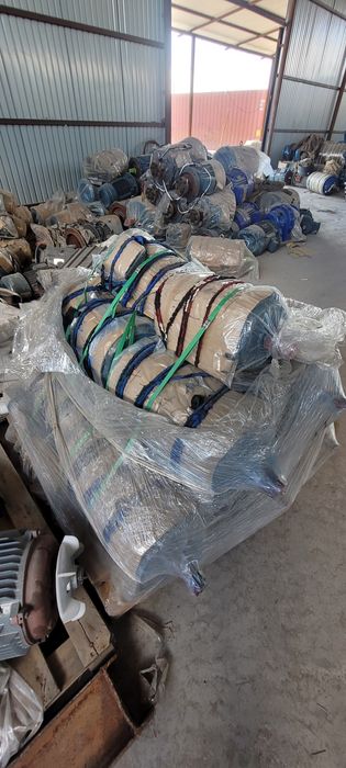 Электродвигатель Мотор-редукторы  Редукторов разный