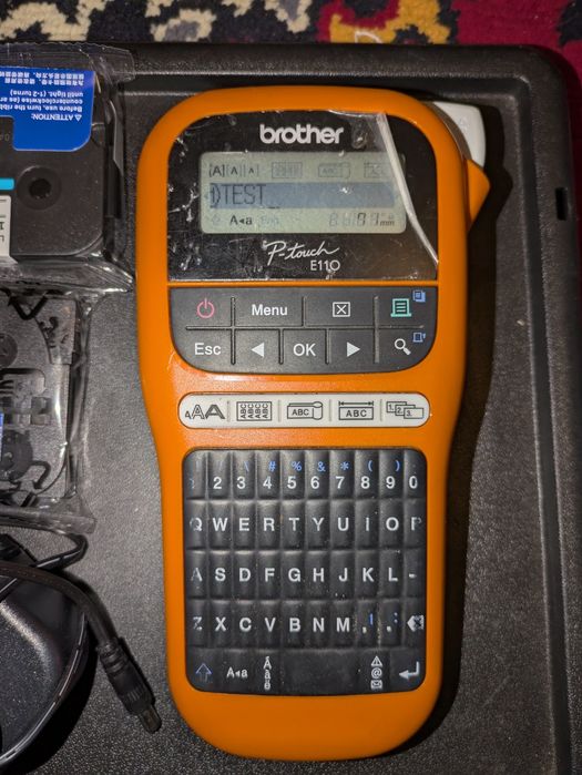 Brother P-touch E110 etichetator portabil – stare bună