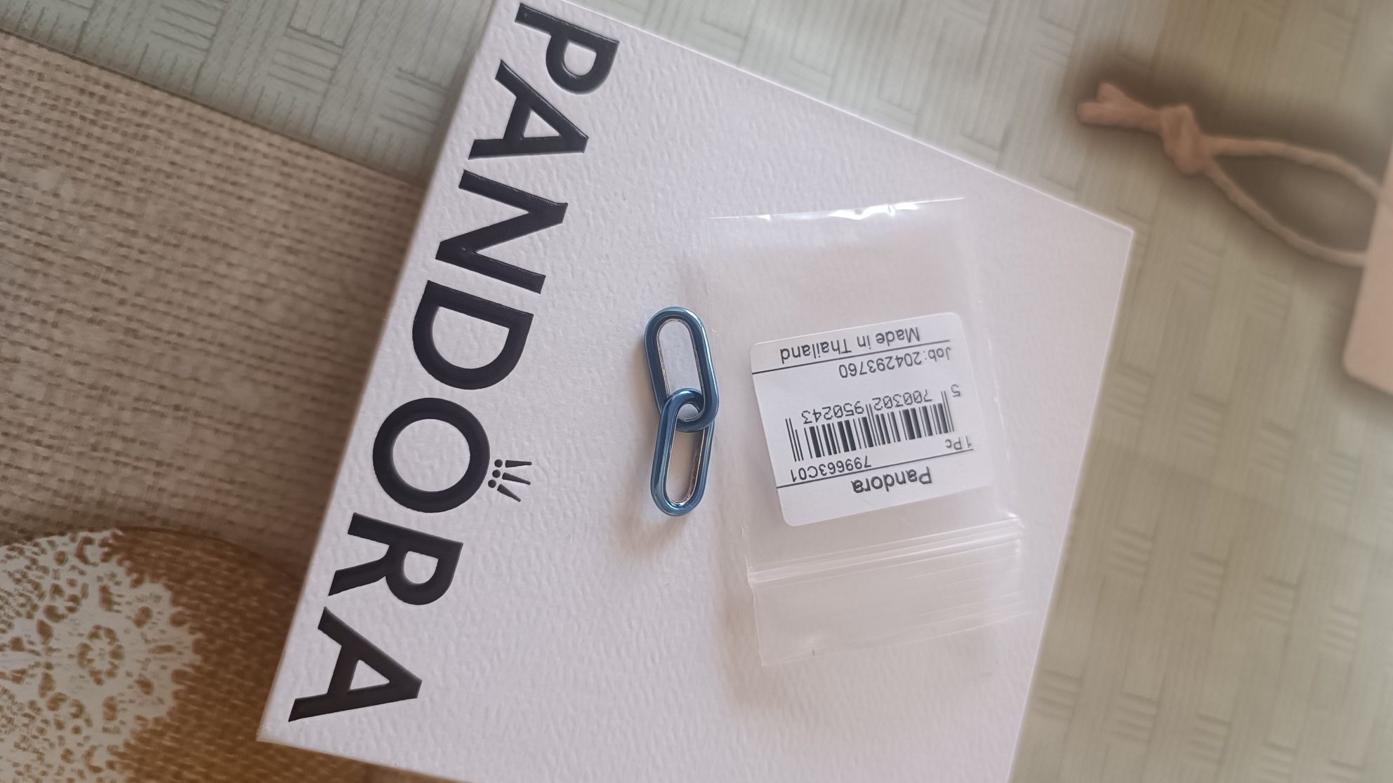 Продавам артикули на Pandora