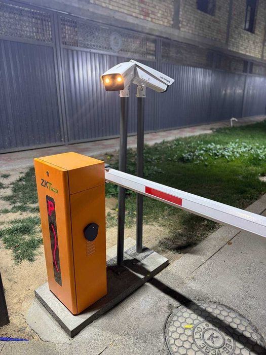 Шлагбаум с камерой для автономеров, через биржу тоже продается