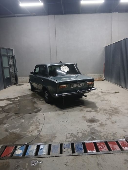 Jiguli sotiladi vaz 21113