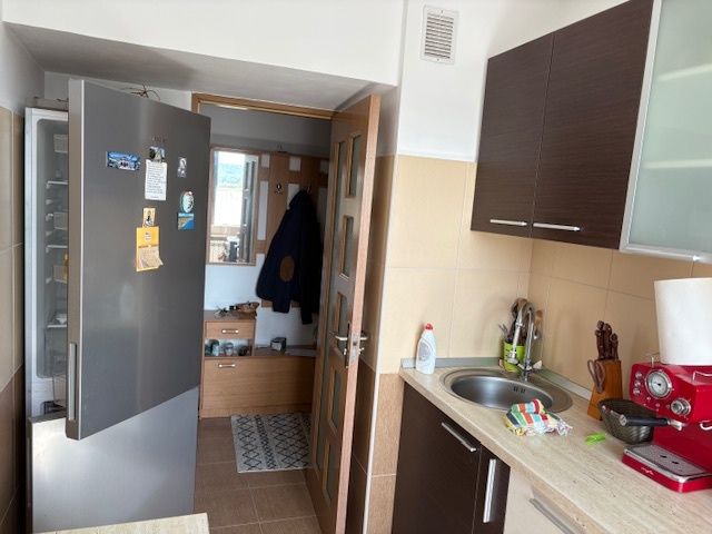 Închiriez apartament Plopeni