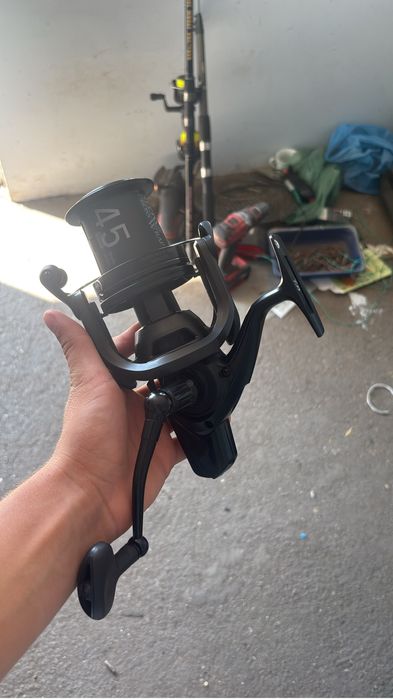 Mulineta Daiwa 24 Crosscast noua