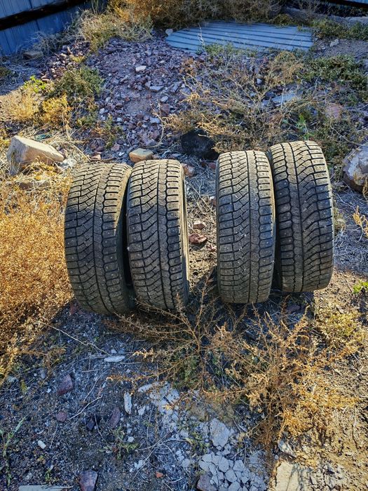 Продам шины. Б. У