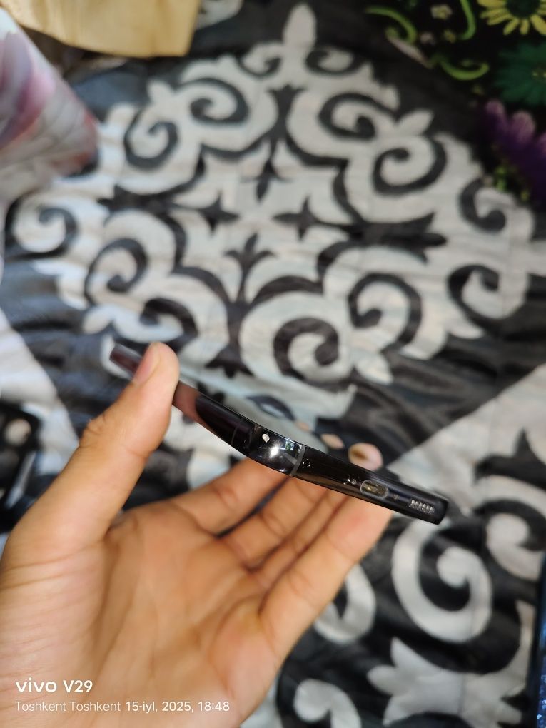 Samsung s23 sotiladi