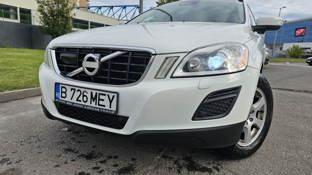 Volvo XC60, 2.4, D5, 215 CP, automat, 4x4, 2012, Distronic, BI-XENON