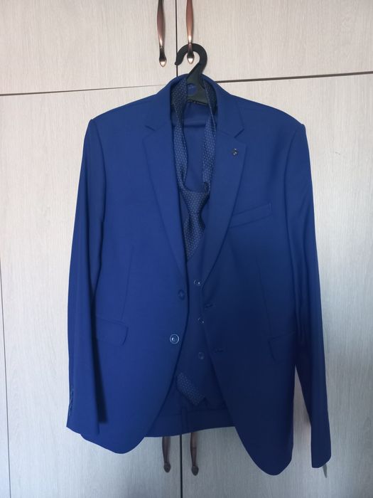 Костюм синий цвет