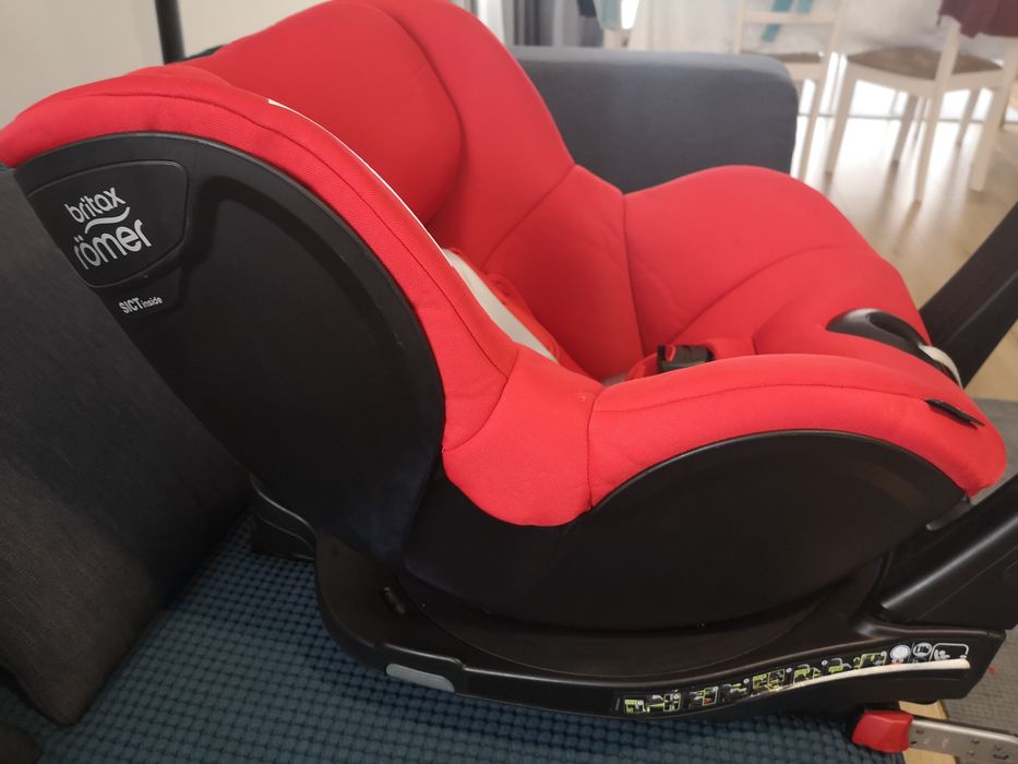 Britax Romer Dualfix M i-size Fire Red