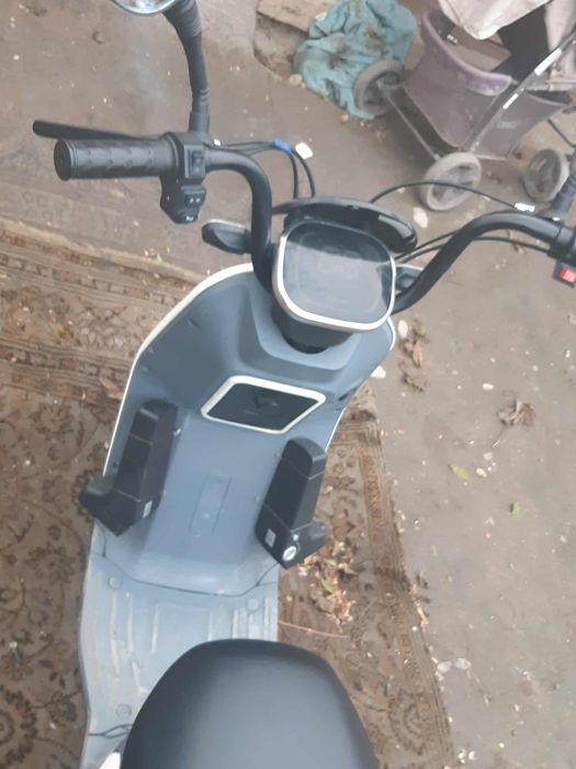Vand scuter electric nou cu garantie