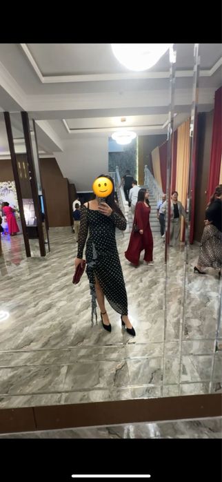 Платье вечернее в горошек