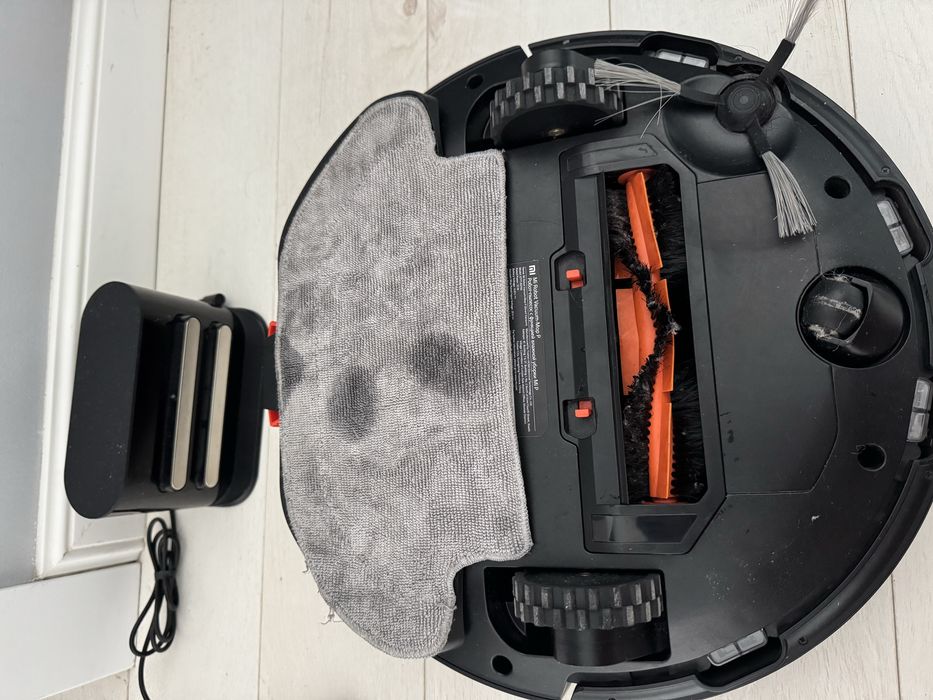 Робот-пылесос Xiaomi Mo Robot Bacuum Mop P с функцией влажной уборки
