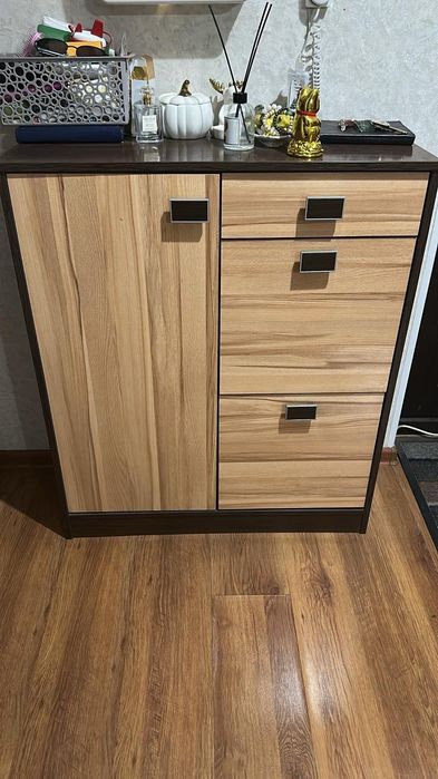 Продам обувницу в хорошем состоянии