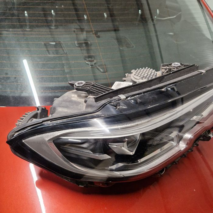 Faruri full led adaptiv far stanga dreapta bmw g20 g21