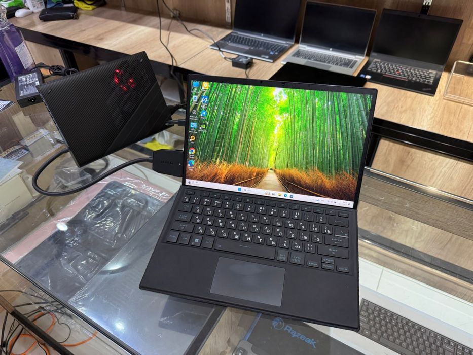 ASUS ROG Flow - 13,4’’6850М ХT