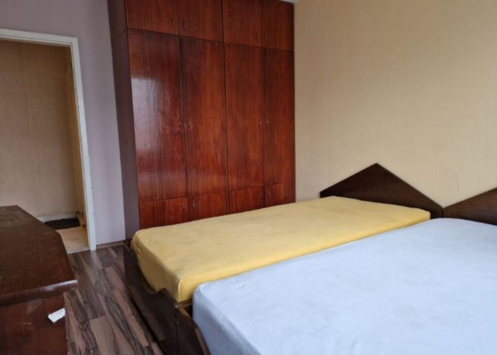 Студентски град двустаен 1300лв