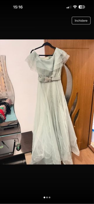 Vand rochie ocazie