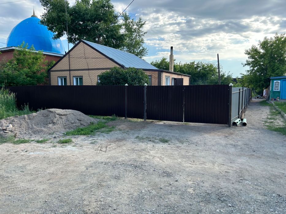 Продается дом в Бухар-жырауском районе, районный центр, пос-к Ботакара