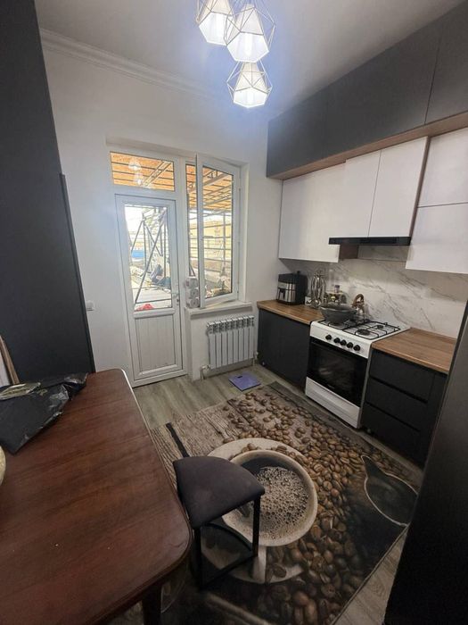 METRO 3-bekat Yangi Darxon 3/2/16 74 kvadrat Ayrim mebellari qoladi