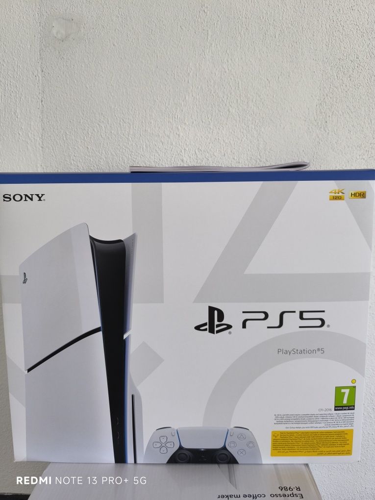 Ps5 с гаранция 2 години