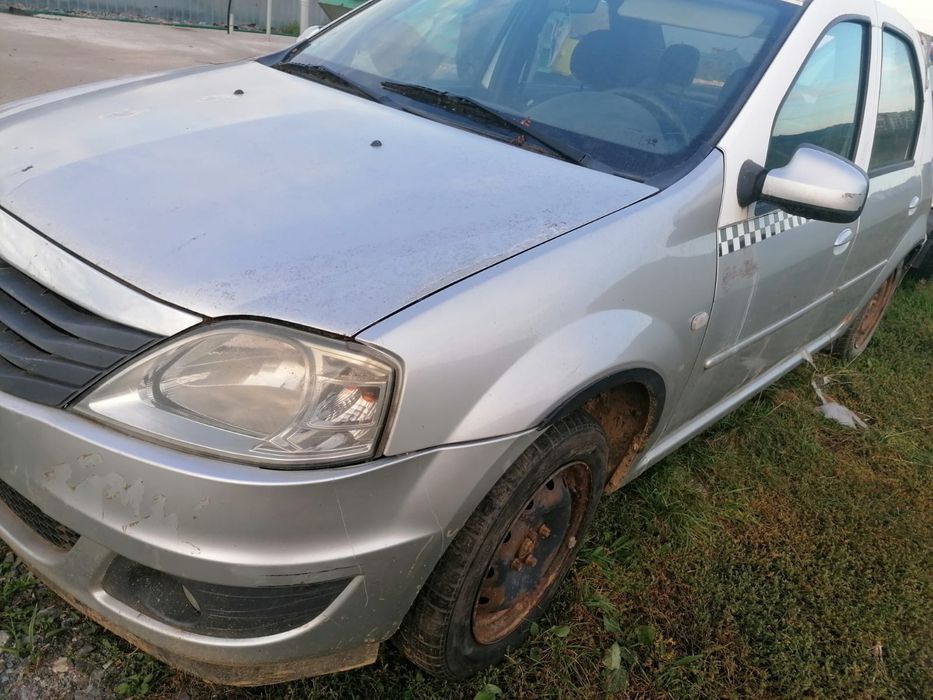 Vând piese  Logan2012  1.6 benzina și gaz