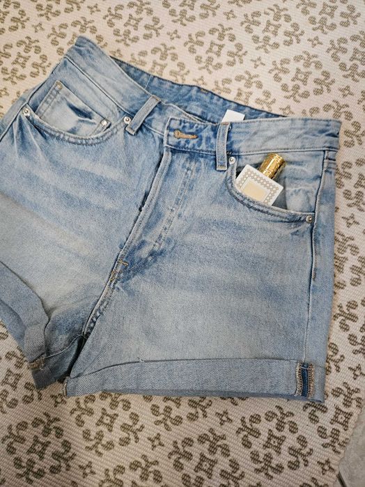 Дънкови къси панталони H&M