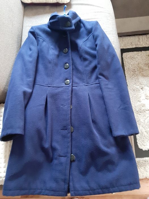 Тъмно синьо вталено дамско палто