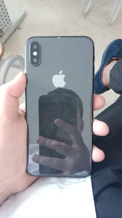 Iphone X                    .