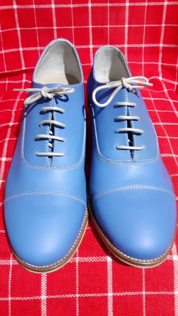 Pantofi NEO de piele noi  tip Oxford