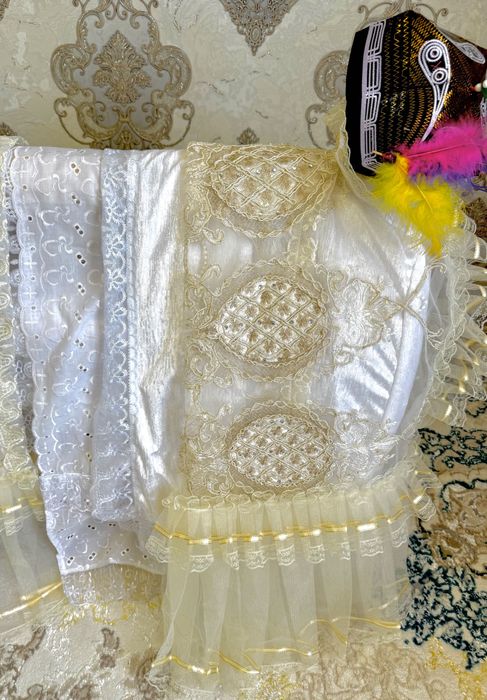 Beshik korpa nabor bilan (beshik toy uchun bolalarga beshik)