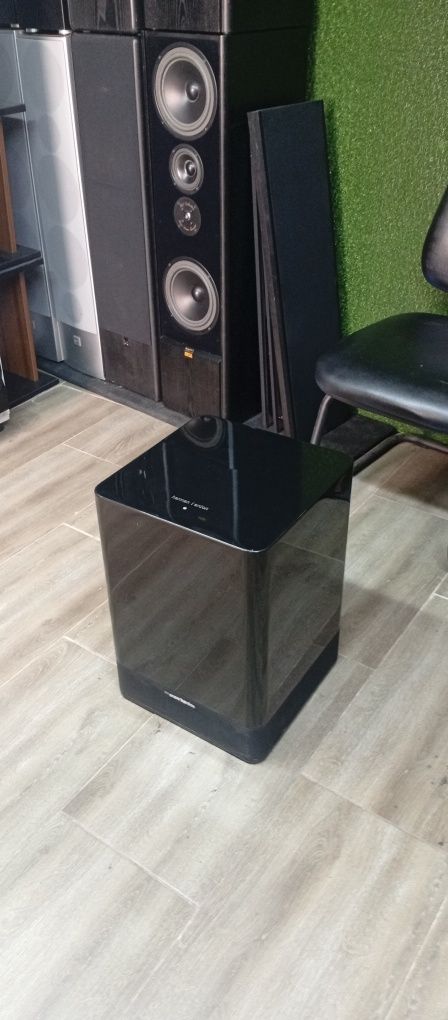 Активен субуфер HARMAN KARDON TS-11