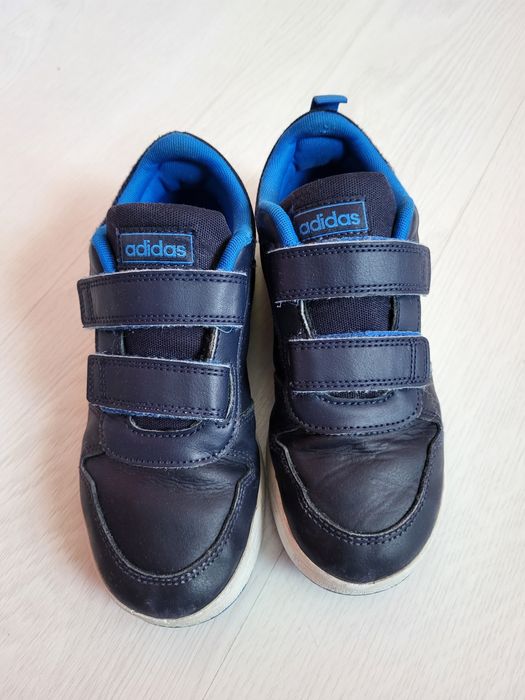 Маратонки  Адидас